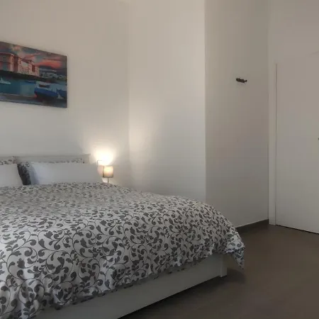 Bh Brando House Bed and breakfast *